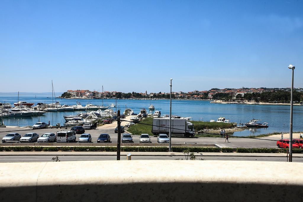 Apartments Nevistic Podstrana Ngoại thất bức ảnh
